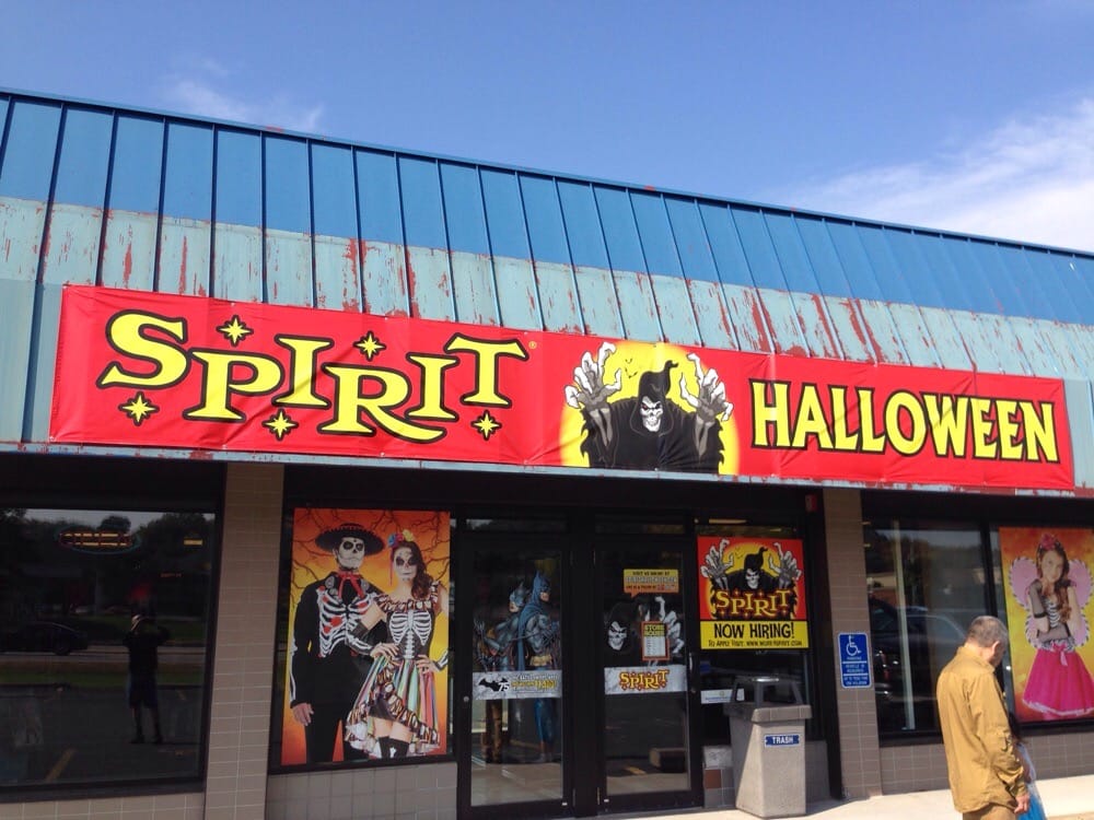 Address, Contact Information, & Hours of Operation for Spirit Halloween Locations in California This Halloween store has great costume selections and is spacious so the costumes are easier to go thru than some other stores. They have all sizes of costumes, too, from infant to adult. Need wigs, makeup, masks, or any other accessory? This Spirit Halloween will have a decent selection.3/5(9).