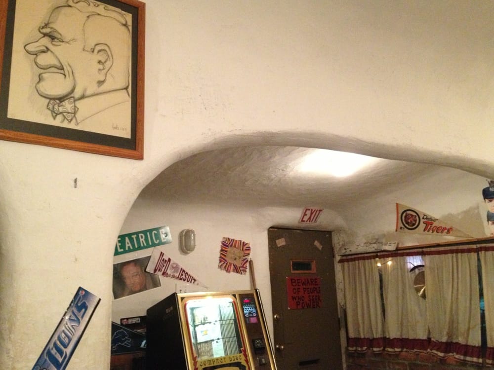 Tom’s Tavern 14 Photos & 33 Reviews American (Traditional) 10093