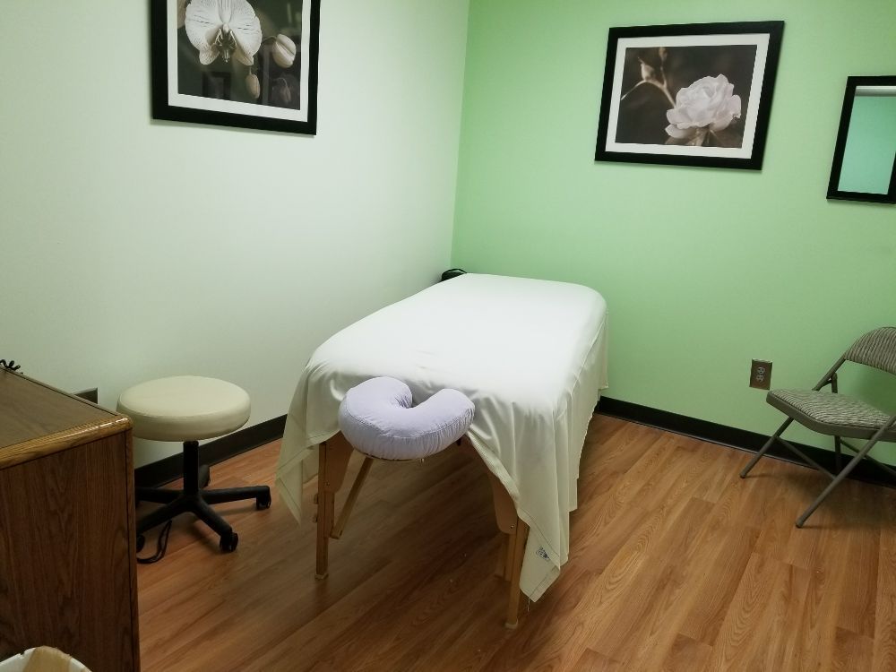 Massage Associates CLOSED Massage 462 Herndon Pkwy, Herndon, VA
