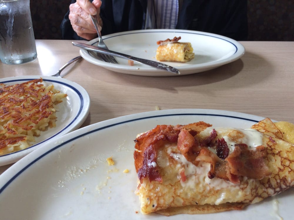 ihop classic breakfast crepes review