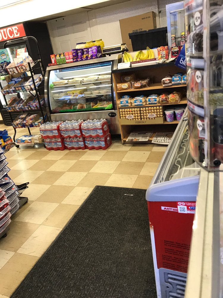 Four Corners Food Mart