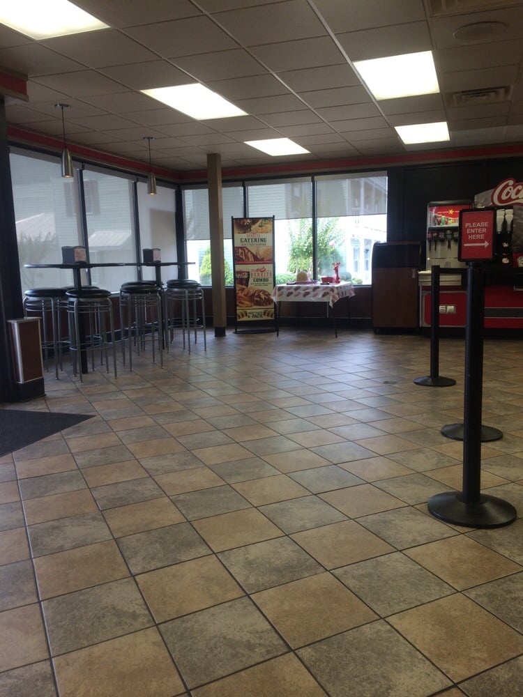Hardee’s Fast Food 1708 Beltline Rd SW, Decatur, AL Restaurant