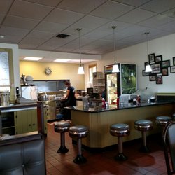 Roland S Restaurant 21 Reviews Pizza 94 Kinsley St Nashua Nh Photo Of Roland S Restaurant Nashua Nh United States