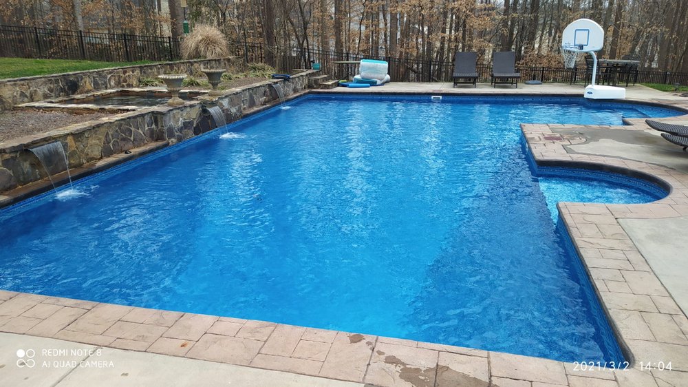 Carolinas Pool Cleaning