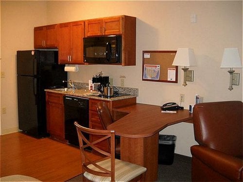 Candlewood Suites Baytown