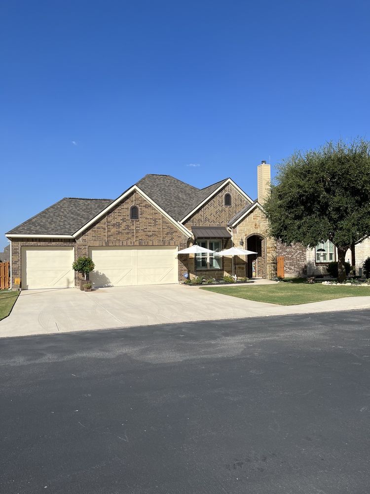 Rangel Roofing & Restoration
