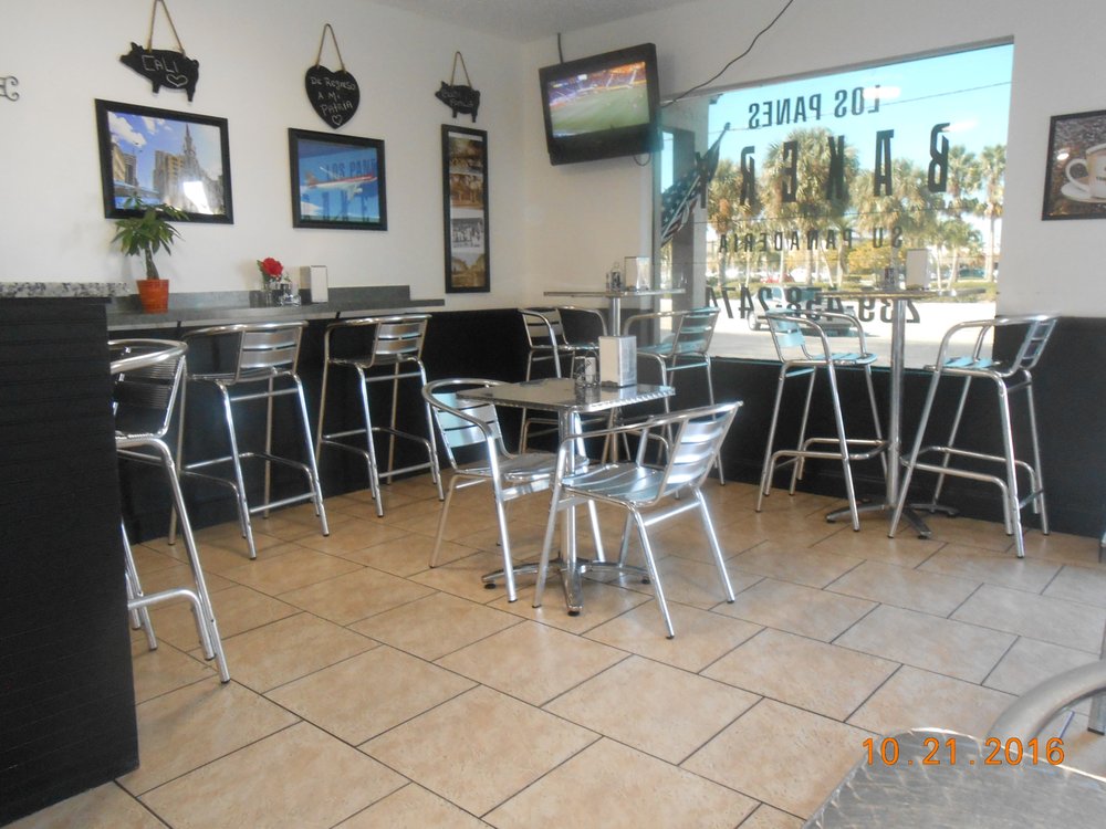 Los Panes Bakery