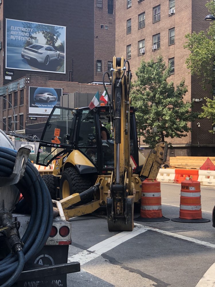 image of business Triumph Construction Company