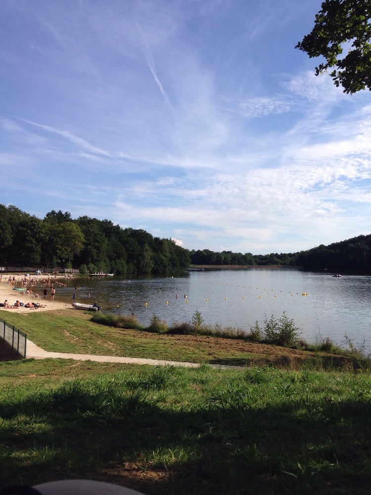 Lac Du Rouffiac Beaches Camping Et Base De Loisirs Rouffiac