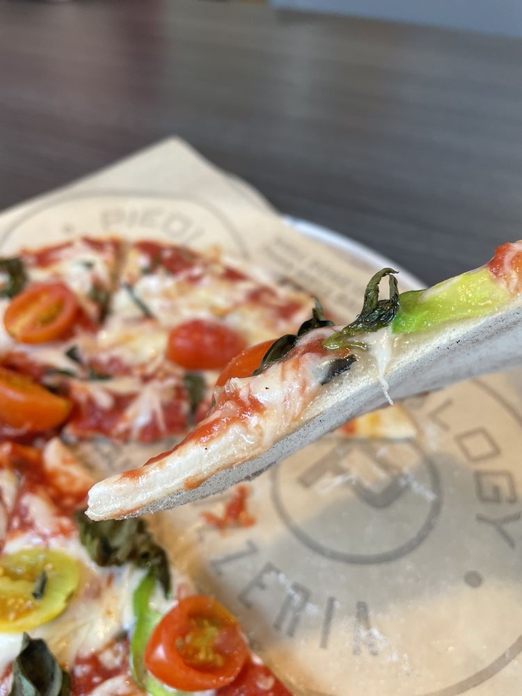 Pieology Pizzeria Thousand Oaks