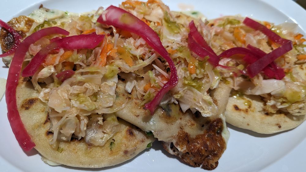 Con Sabor Salvadoreno