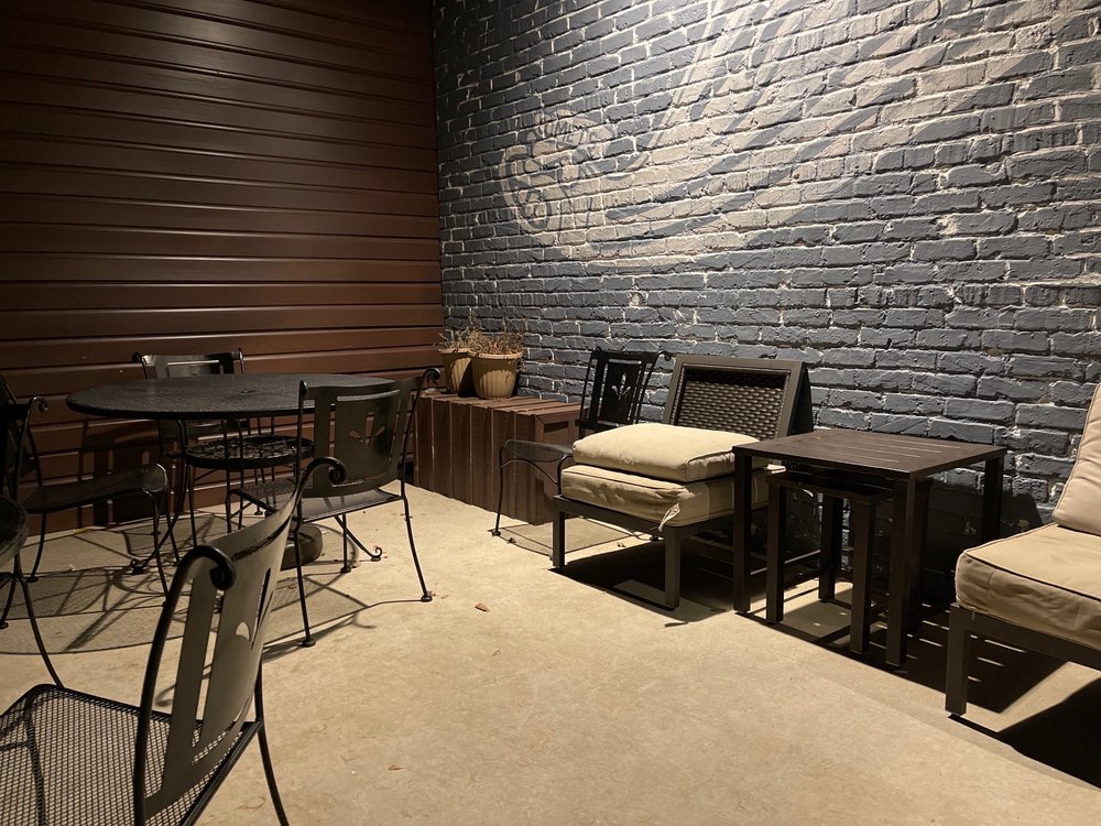 Vinson's Pub And Eatery