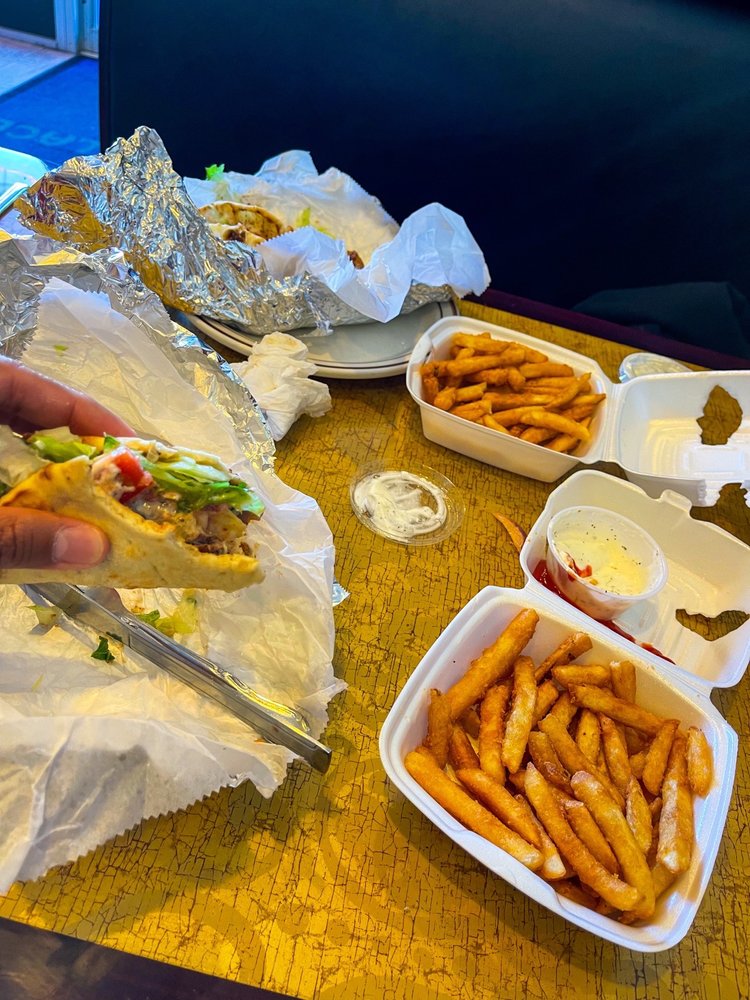 Gyro Palace Gyro Palace