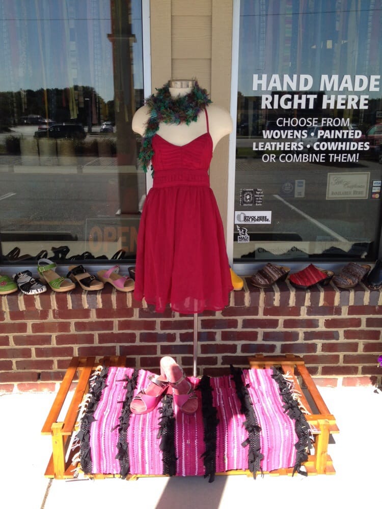 Chameleon Clogs CLOSED 13 Photos Shoe Stores 115 Hamilton Ct