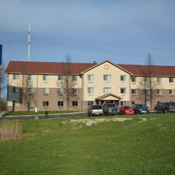 Baymont Inn Suites Holland Hotels 680 E 24th St Mi Photo Of Baymont Inn Suites Holland Mi United States
