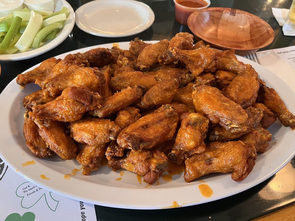 Kelly's Pub & Eatery