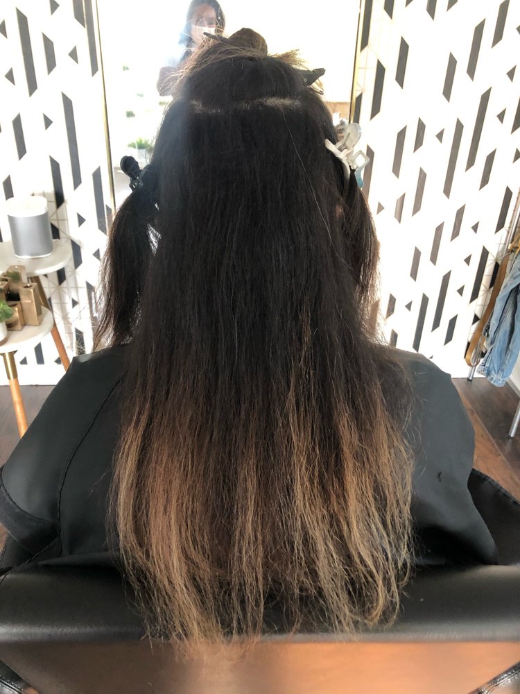 Ritzy Reuben Hair Studio