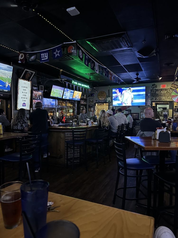 The Tailgate Sports Pub