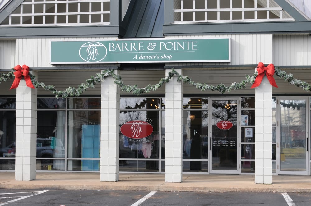 Barre and Pointe