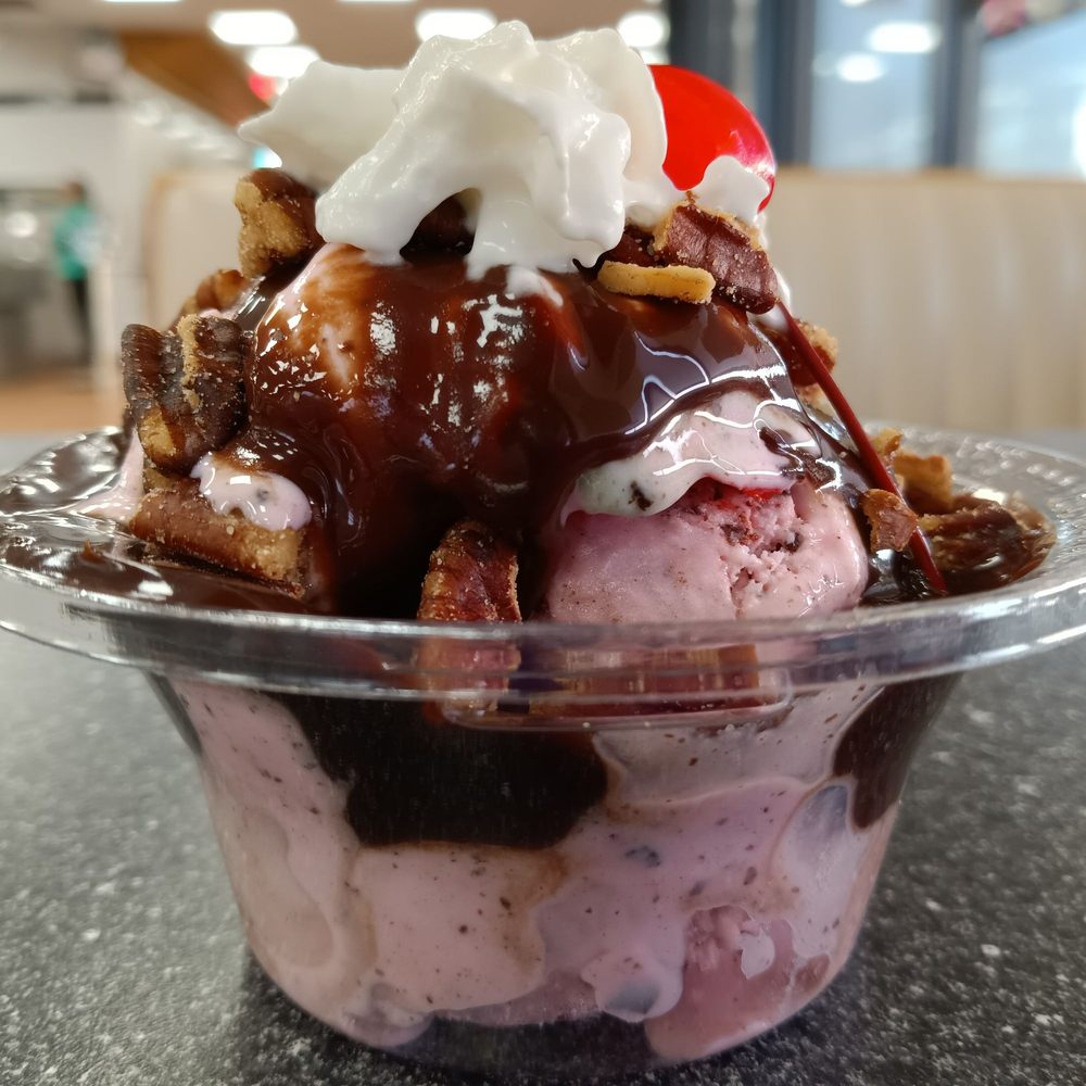 Braums Ice Cream & Dairy Store