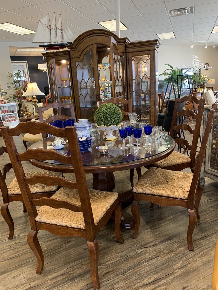 Hertel Home Consignment