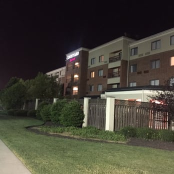 Courtyard By Marriott Akron Stow 76 Photos 13 Reviews Hotels Photo Of Courtyard By Marriott Akron Stow Oh United States View