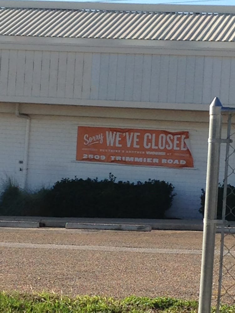Whataburger Restaurant CLOSED Fast Food 1035 S Fort Hood St