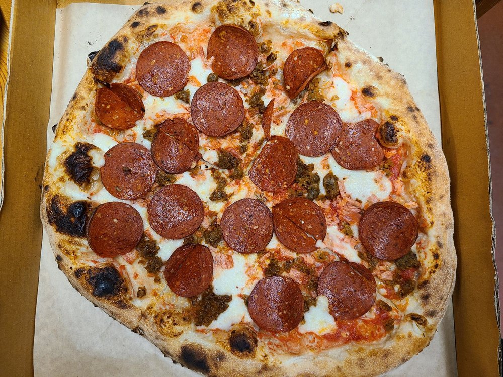 Bare Knuckle Pizza