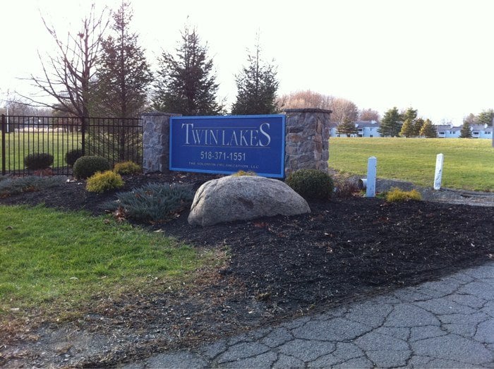 Twin Lakes Apts