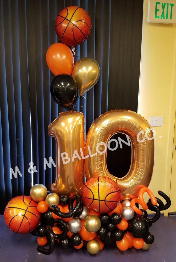 M & M Balloon Co of Seattle