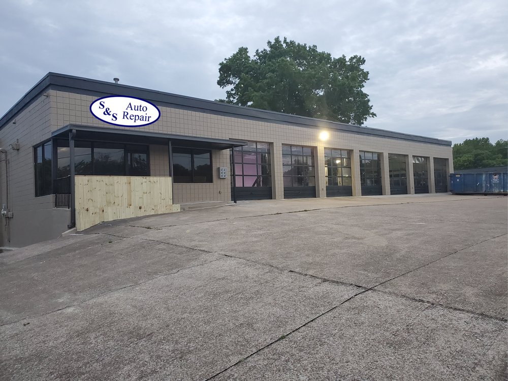 S&S Auto Repair - Hixson