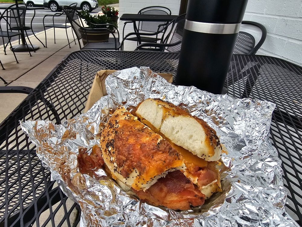 Bagel Love Café
