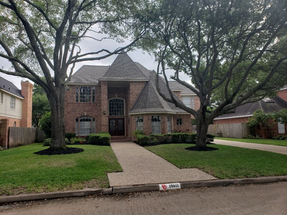 Precision Roofing & Restoration