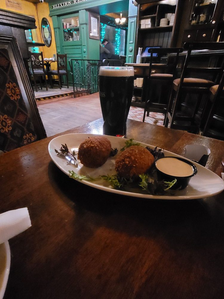 Molly Maguire's Irish Restaurant And Pub