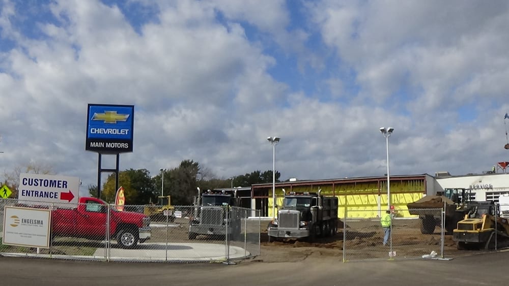 Main Motor Car Dealers 435 W Main St, Anoka, MN, United States