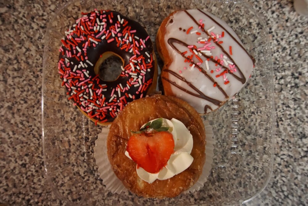 S & S Donut & Bake Shop 83 Photos & 90 Reviews Donuts Valencia