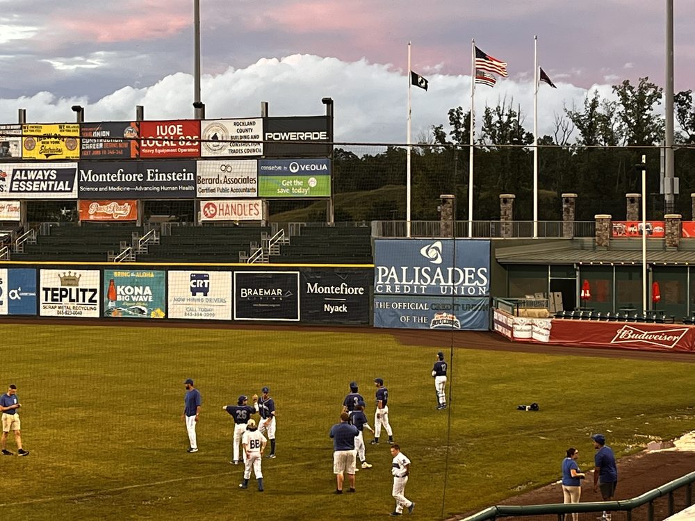 Rockland Boulders