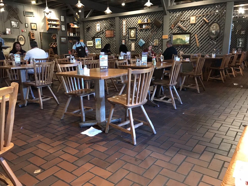 Cracker Barrel Old Country Store