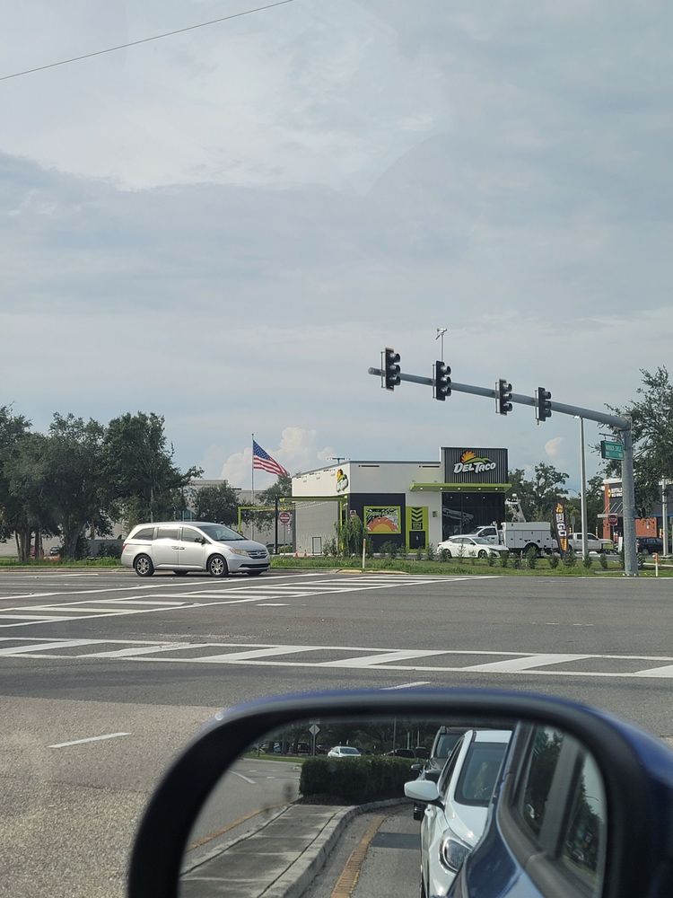 Del Taco