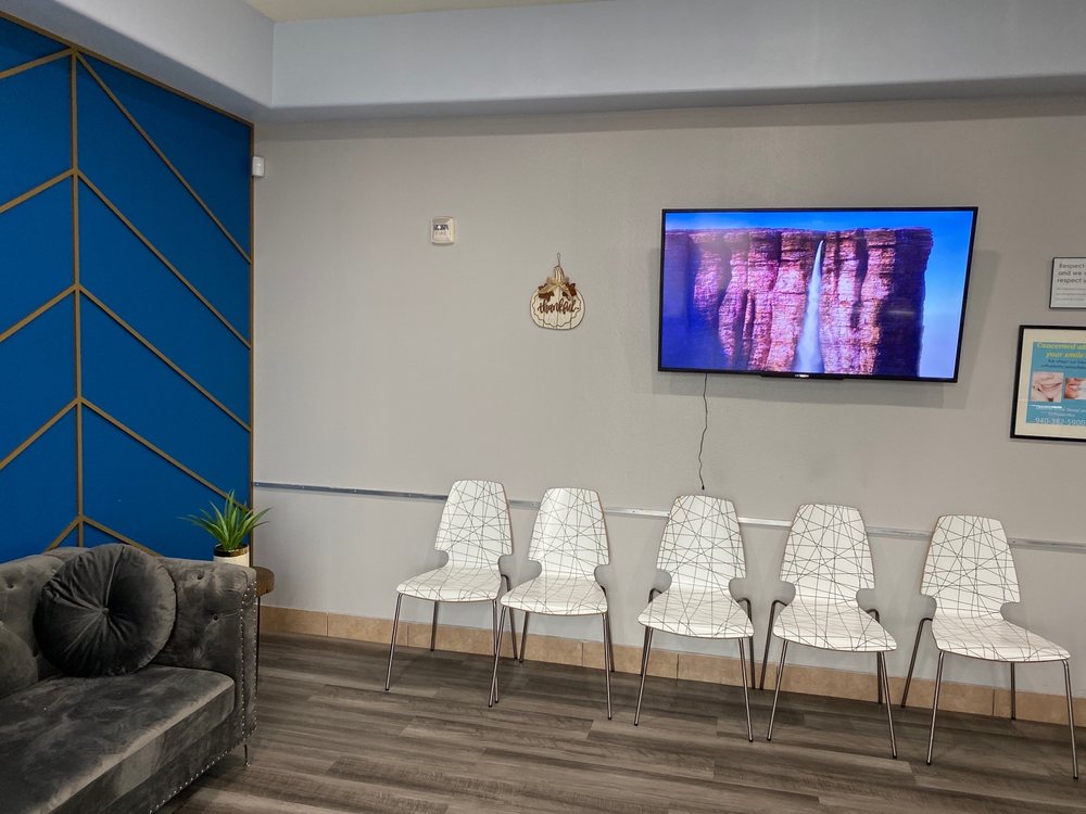 image of business Absolute Smile Dental