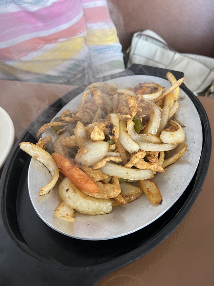 Los Compadres Mexican restaurant