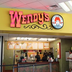 Wendy S Burgers 923 Johnston Pkwy Kenly Nc Restaurant Photo Of Wendy S Kenly Nc United States Located Inside The 95