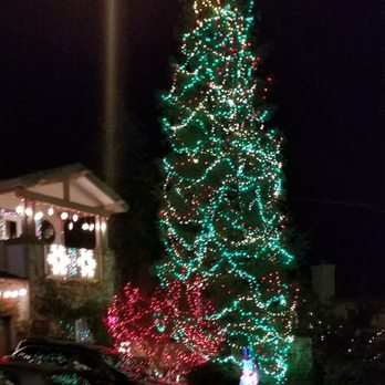photo of santa clarita neighborhood christmas light displays santa clarita ca united states - Christmas Lights In Santa Clarita photo of santa clarita neighborhood christmas light displays santa clarita ca united states - Christmas Lights In Santa Clarita
