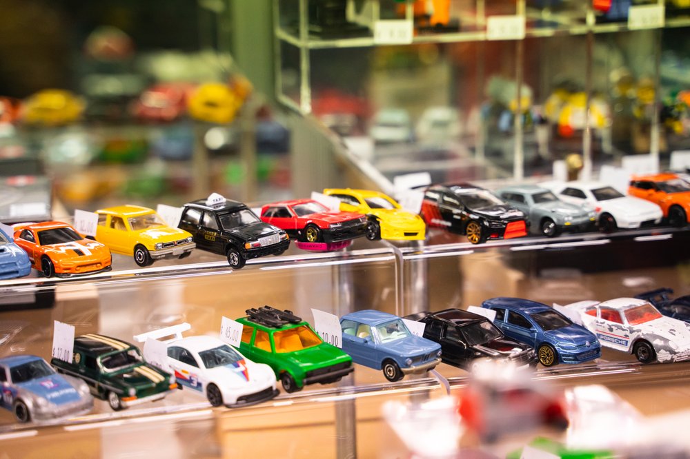 Assorted Table Wine & Shop