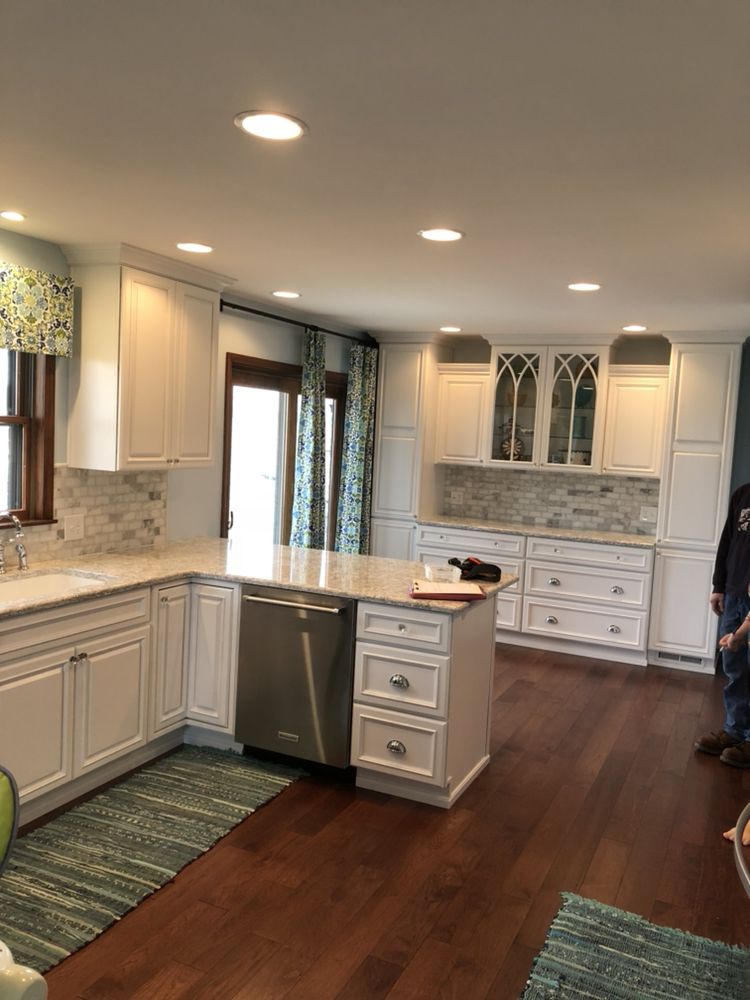 image of business Eldon McKim-Carpet Sales and Installation