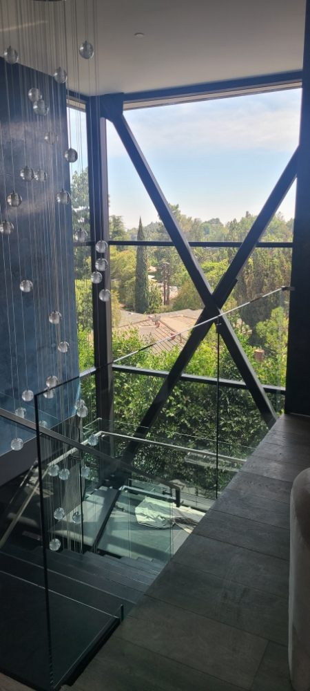 Clean & Clear Window Washing