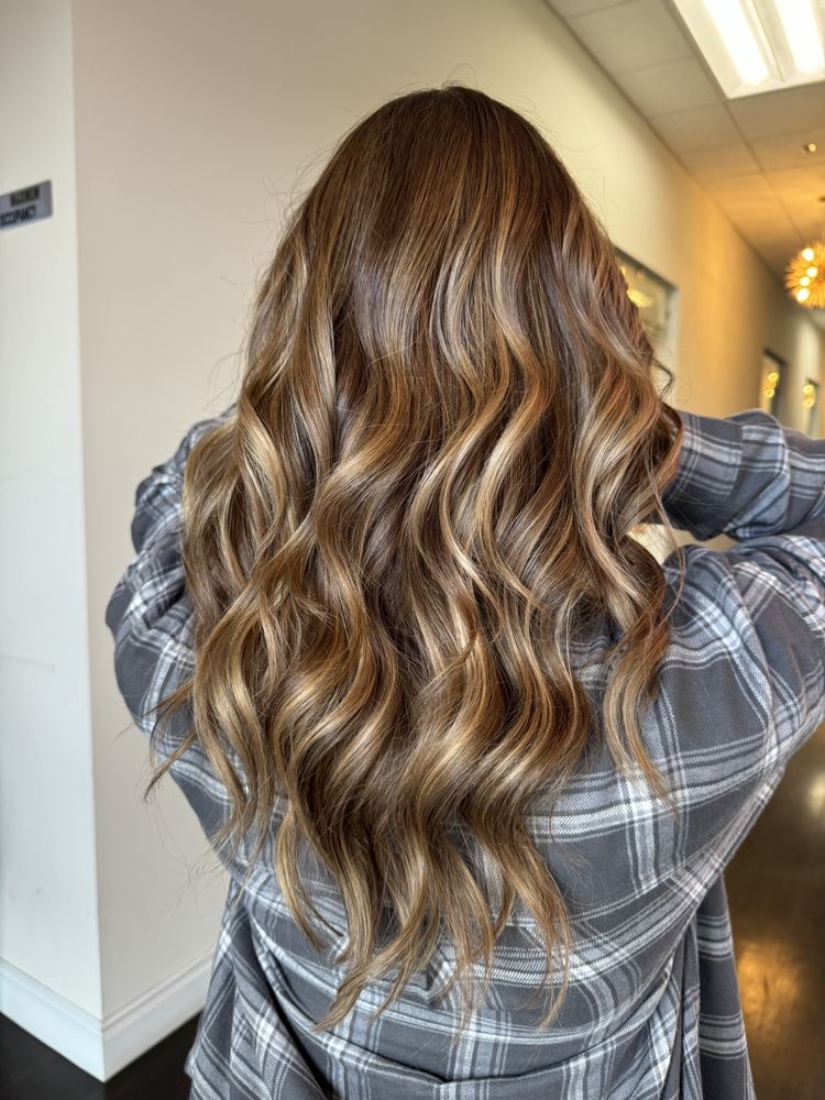 Xclusive Salon