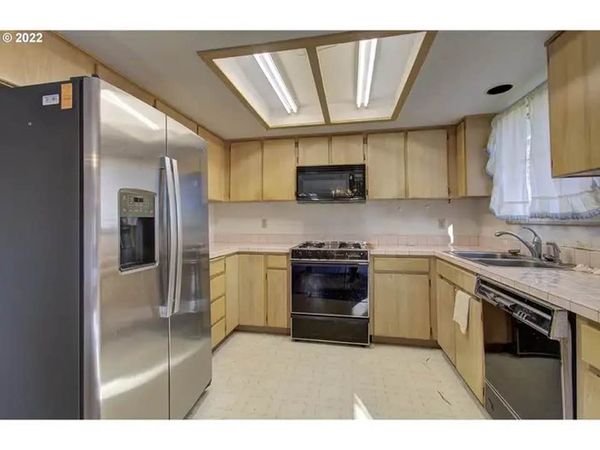 image of business CM Painting & Contracting