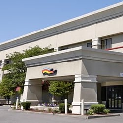 Best Hotels With Jacuzzi In Room Near Roseville Mi 48066 Last Baymont By Wyndham Detroit Roseville