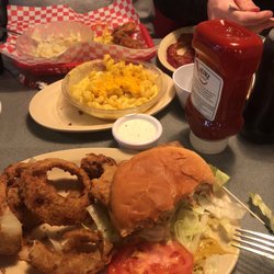 The Best 10 Restaurants Near Maryland Heights Mo 63043 Last 7 Hilary S Roadhouse Diner